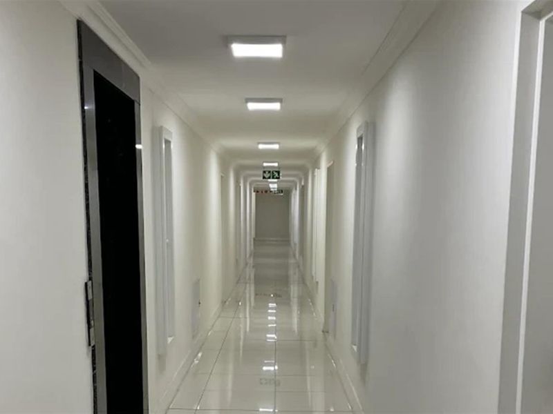 2-Bedroom Apartment at Chapel Towers | Contemporary City Living in Cape Town - Photo 5