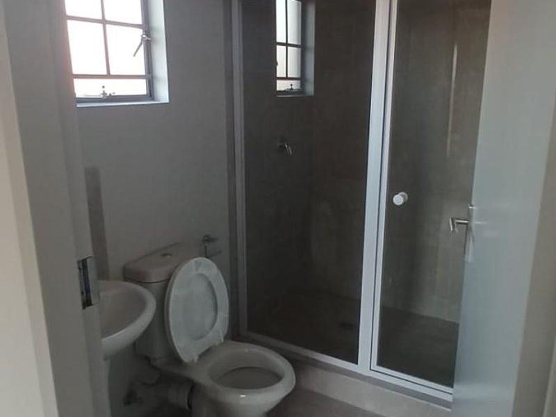 3 bedroom House to Rent in Diamond City, Pretoria - Photo 7