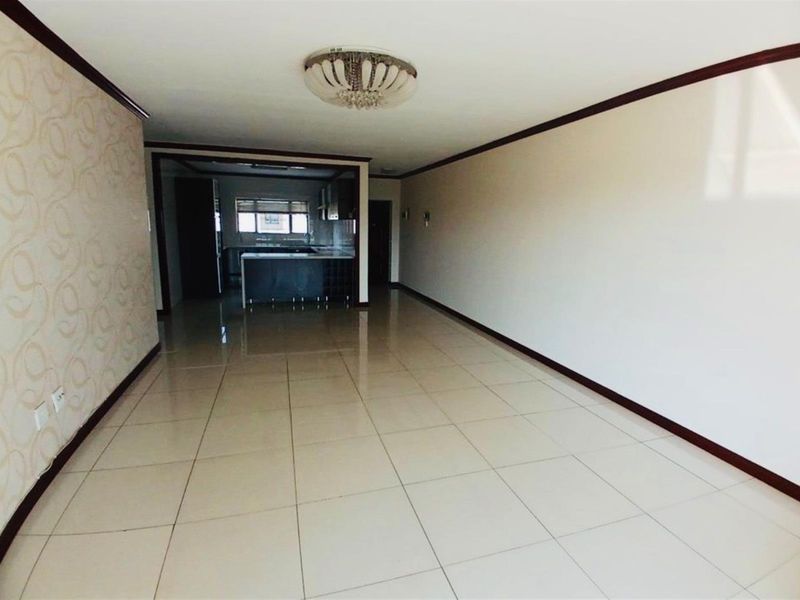 3 bedroom Apartment For Sale in Summerset, Midrand - Photo 9