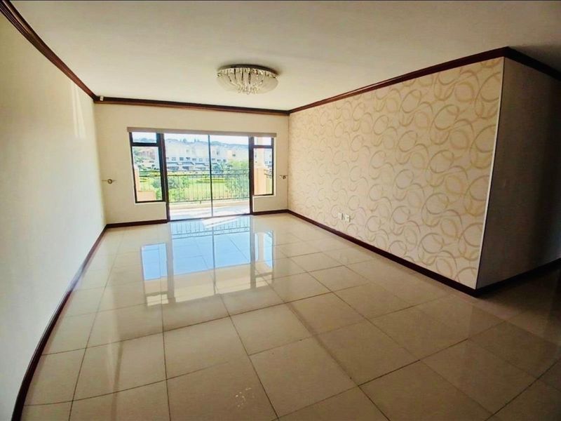3 bedroom Apartment For Sale in Summerset, Midrand - Photo 8