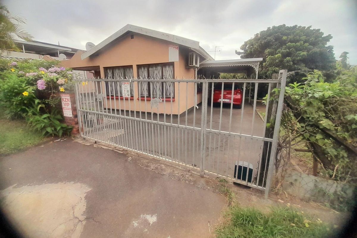 House For Sale in Brookdale, Phoenix, KwaZulu Natal - Photo 2
