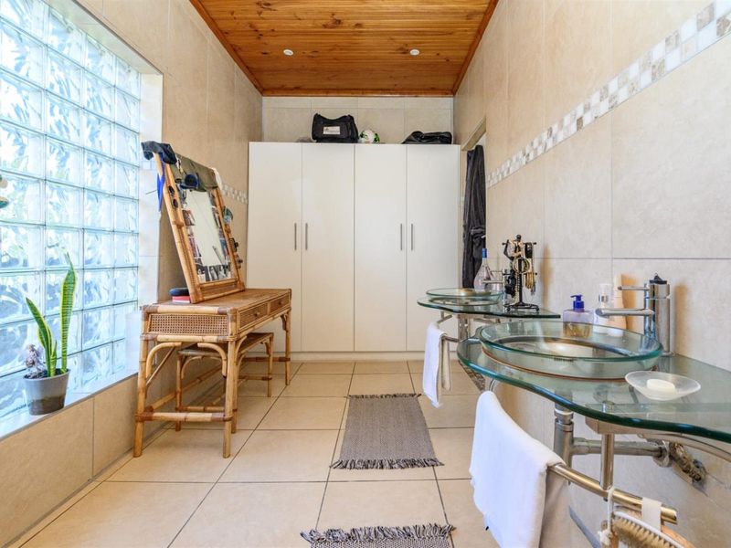 House For Sale in Westering, Port Elizabeth - Photo 10