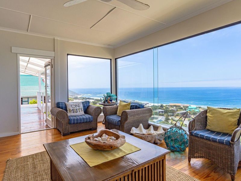 7 Bedroom House with Ocean Views For Sale in Brenton On Sea, Knysna - Photo 8