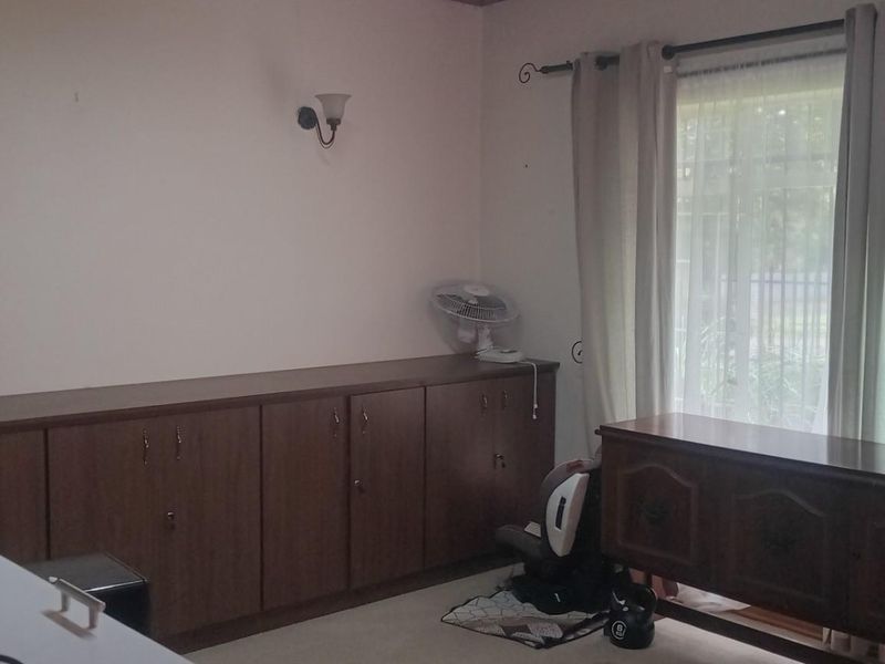 House For Sale in Aviary Hill Newcastle KwaZulu Natal - Photo 4