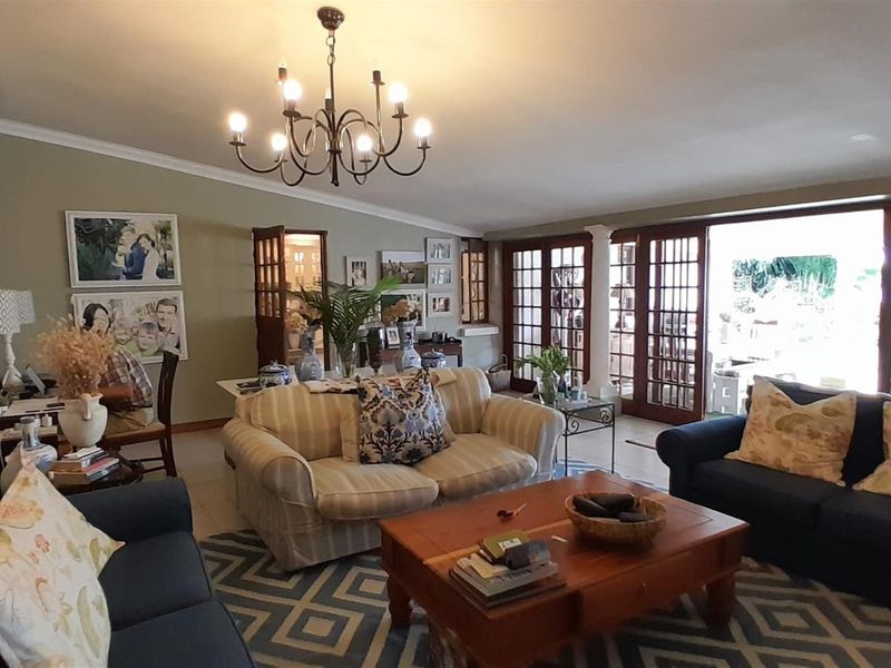 LUXURY HOME IN TRANQUIL ESTATE - BALLITO, KZN - Photo 7