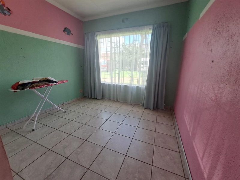 3 Bedrom house For Sale in Brackendowns Alberton, Gauteng - Photo 9