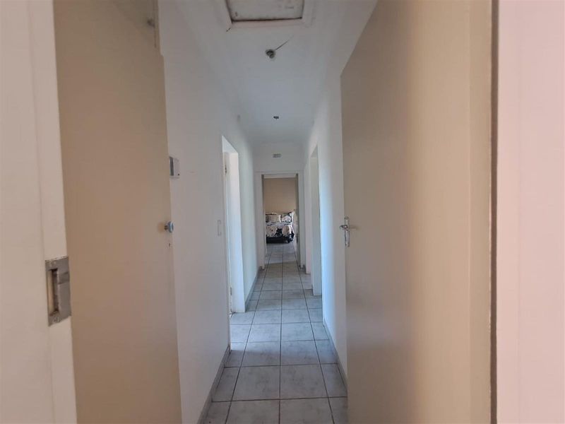 3 Bedrom house For Sale in Brackendowns Alberton, Gauteng - Photo 8