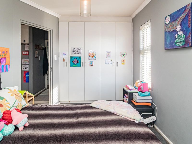 Modern Ground Floor Townhouse in Security Estate - Photo 10