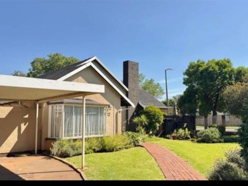 3 BEDROOM HOUSE FOR SAL IN THE STEWARD BENONI - Photo 1