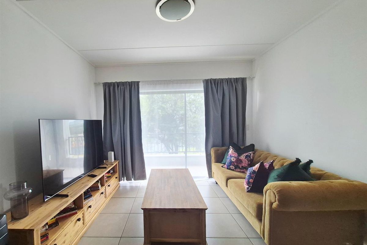 Modern 2-Bedroom Apartment in The Reid - Ideal for First-Time Buyers and Investors - Photo 3