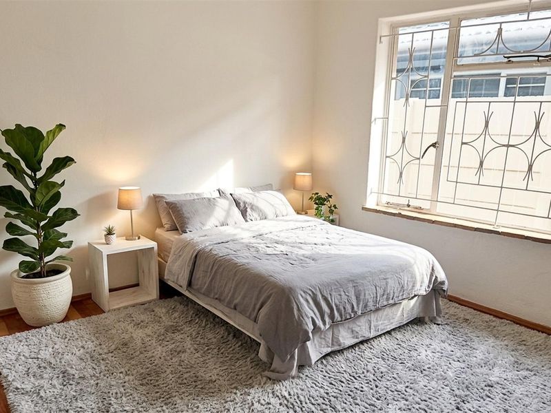 Large Family Home, Central and Peaceful Location - Photo 9