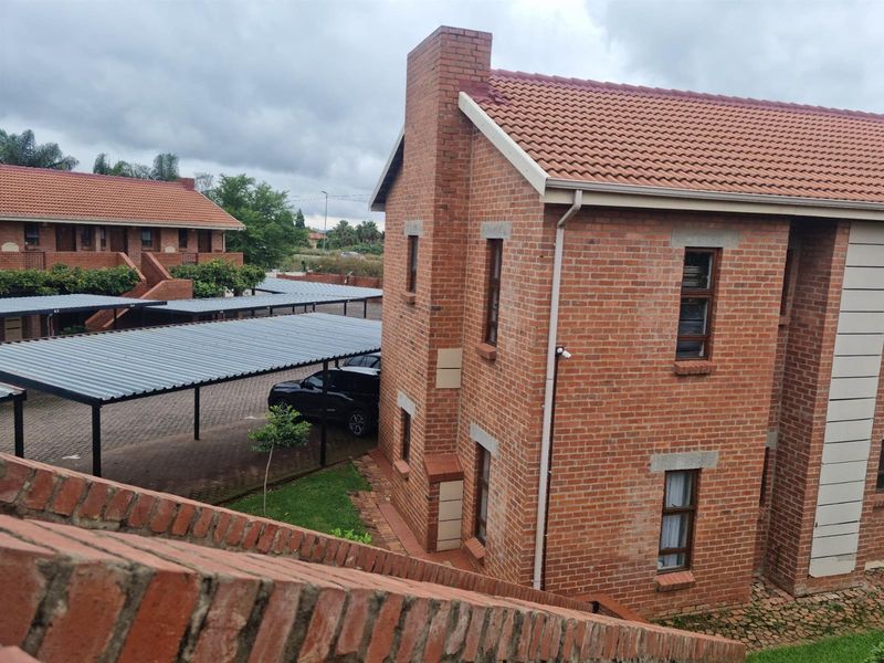 Gorgeous 3 Bedroom Apartment in Amorosa Available to Rent Immediately - Photo 4