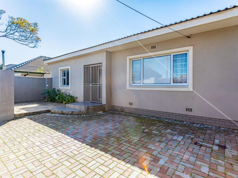 House For Sale in Oakdale, Bellville - Photo 1