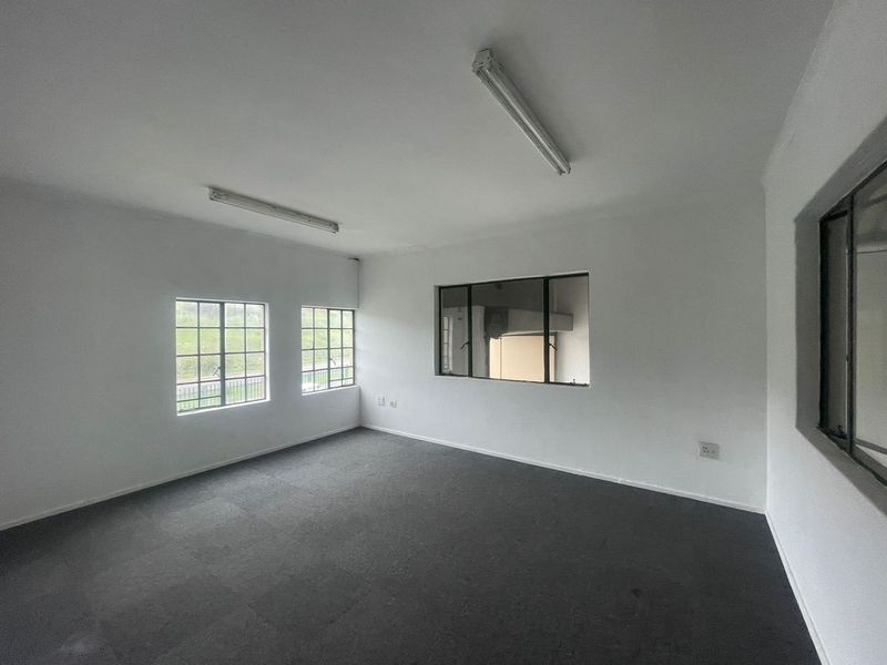Industrial Property To Rent in Red Hill, Durban North, KwaZulu Natal - Photo 5
