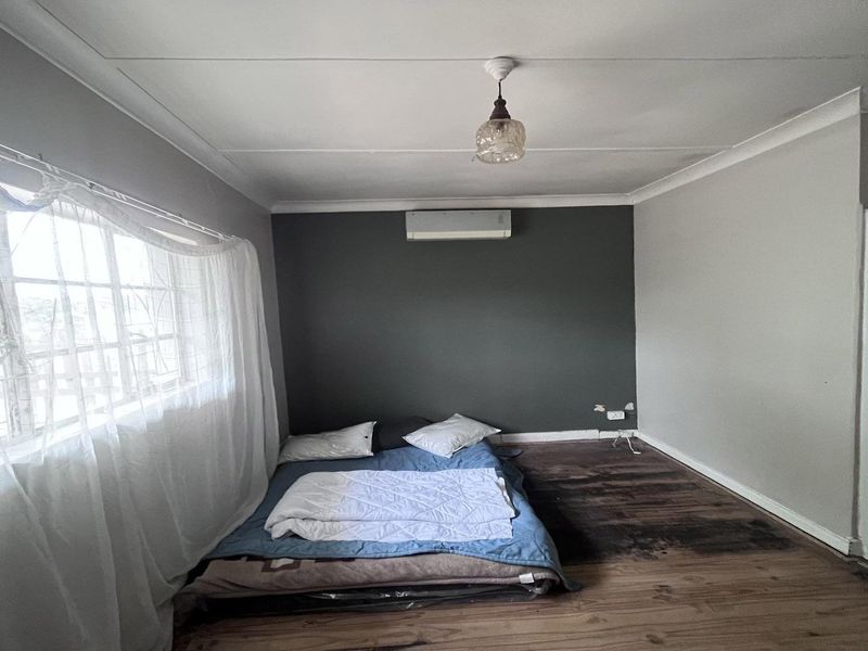 House For Sale in Stoneydrift, East London - Photo 4