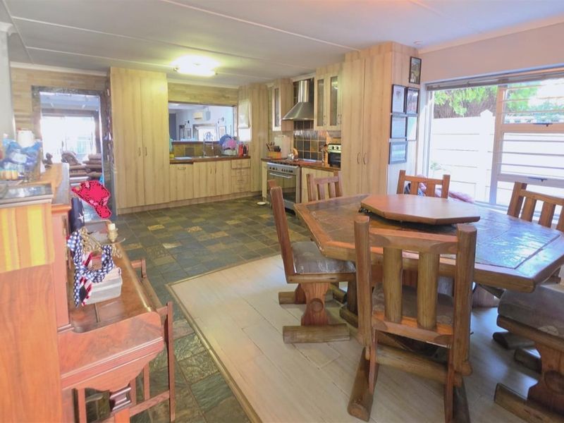 Spacious Family Home for Sale in Jeffreys Bay | Near Beaches, Surf Spots andTop Schools - Photo 7