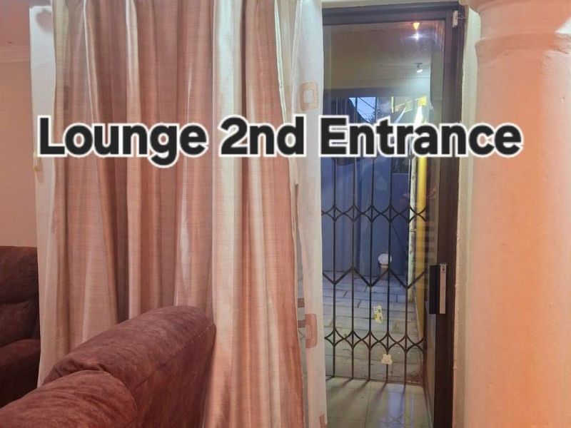 3 Bedroom Freestanding House for Sale in Woodview, Phoenix, KwaZulu Natal - Photo 7