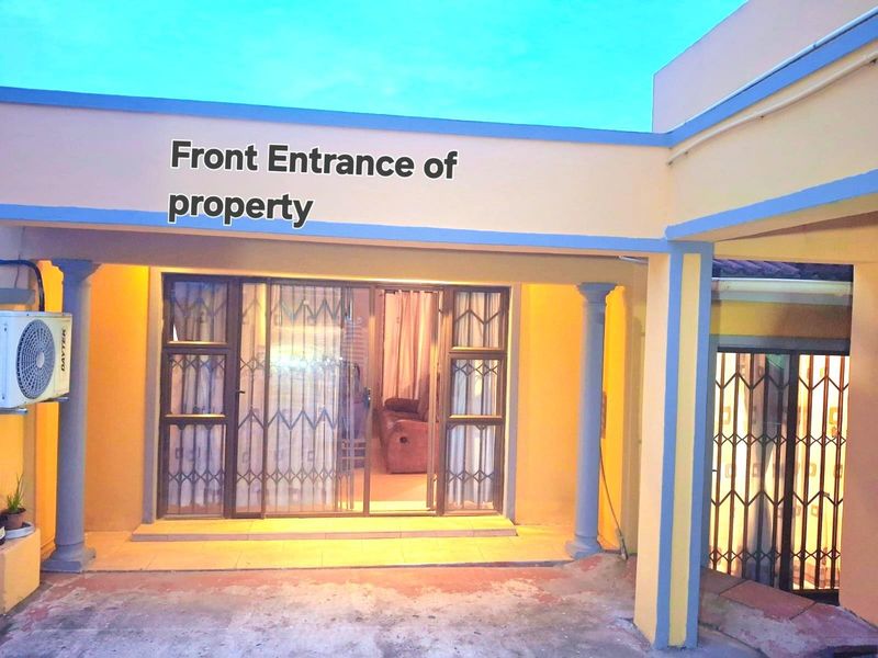 3 Bedroom Freestanding House for Sale in Woodview, Phoenix, KwaZulu Natal - Photo 2