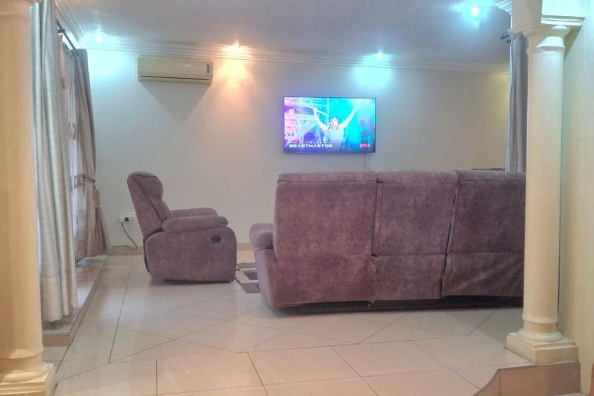 3 Bedroom Freestanding House for Sale in Woodview, Phoenix, KwaZulu Natal - Photo 5