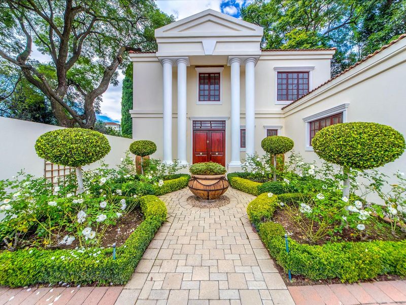 House For Sale in Douglasdale, Sandton - Photo 2