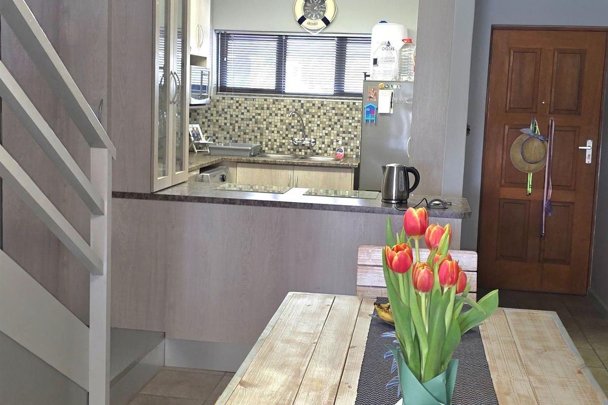 Modern Duplex for sale with Stunning River and Sea Views - Villa Riviera, Hartenbos - Photo 3