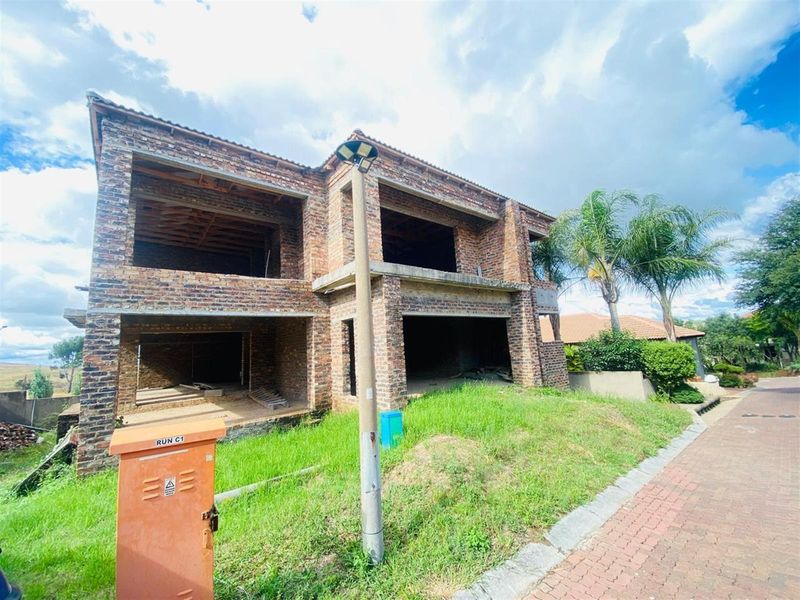 House On Auction in Witbank - Photo 3