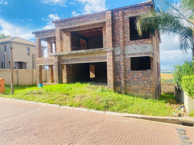 House On Auction in Witbank - Photo 2