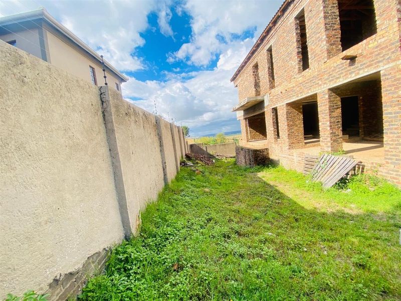 House On Auction in Witbank - Photo 5