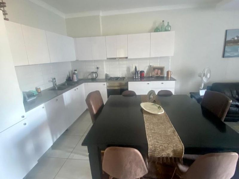 Apartment For Sale in Paardevlei, Somerset West - Photo 7