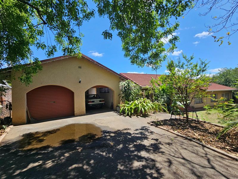 3 Bedroom House For Sale in Barberton - Photo 3