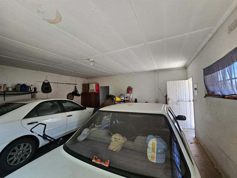 3 Bedroom House For Sale in Barberton - Photo 4