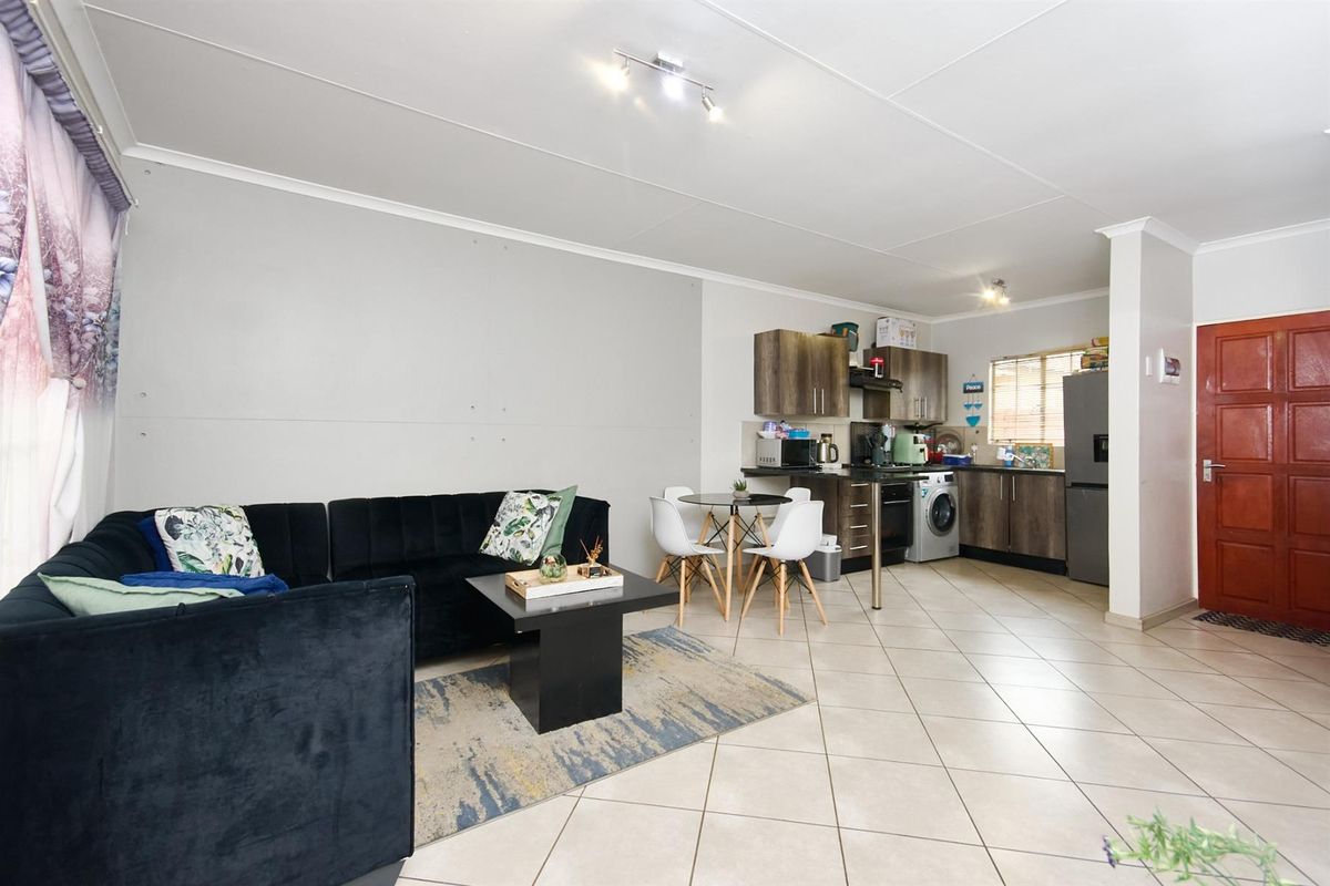 Your Perfect Lock-Up-and-Go Lifestyle Starts Here - Photo 3