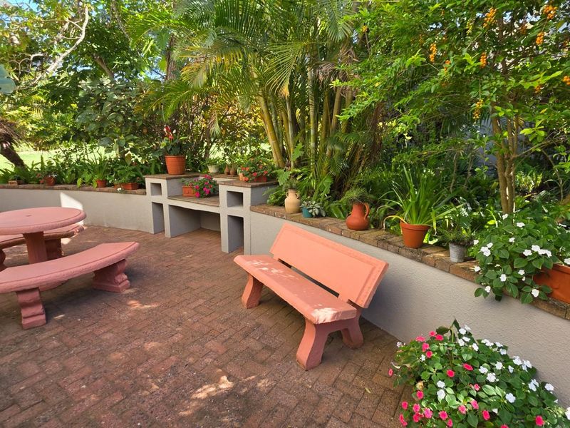 Immaculate Duplex For Sale in Uvongo - Photo 6