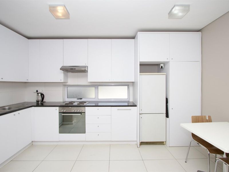2 Bed Double Storey Townhouse in Somerset Lakes Lifestyle Estate - Photo 2