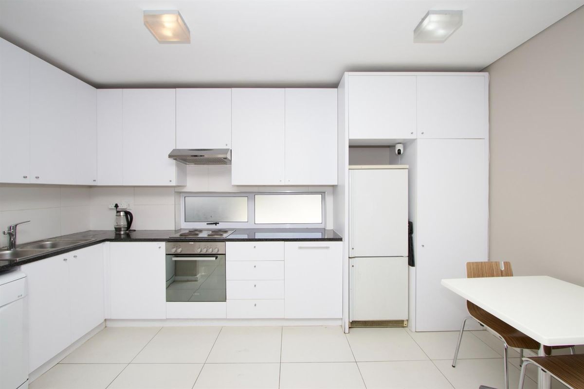 2 Bed Double Storey Townhouse in Somerset Lakes Lifestyle Estate - Photo 2