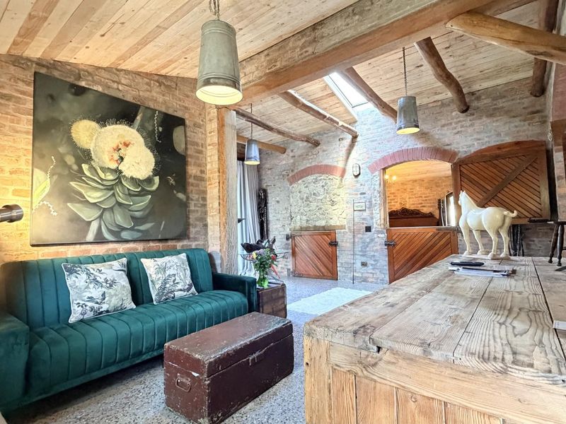 THE STABLES, RIEBEEK WEST -  Fully furnished, turnkey, and entirely one of a kind - Photo 9