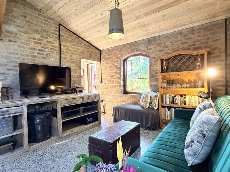 THE STABLES, RIEBEEK WEST -  Fully furnished, turnkey, and entirely one of a kind - Photo 2