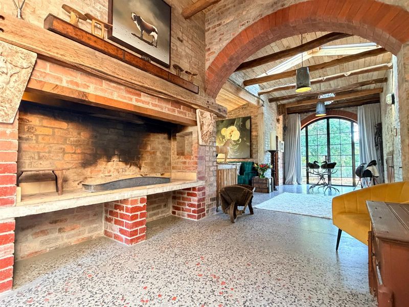 THE STABLES, RIEBEEK WEST -  Fully furnished, turnkey, and entirely one of a kind - Photo 4