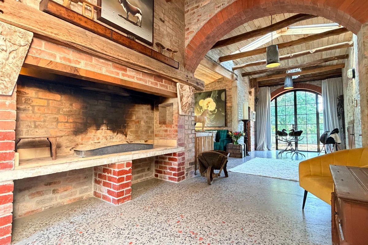THE STABLES, RIEBEEK WEST -  Fully furnished, turnkey, and entirely one of a kind - Photo 4