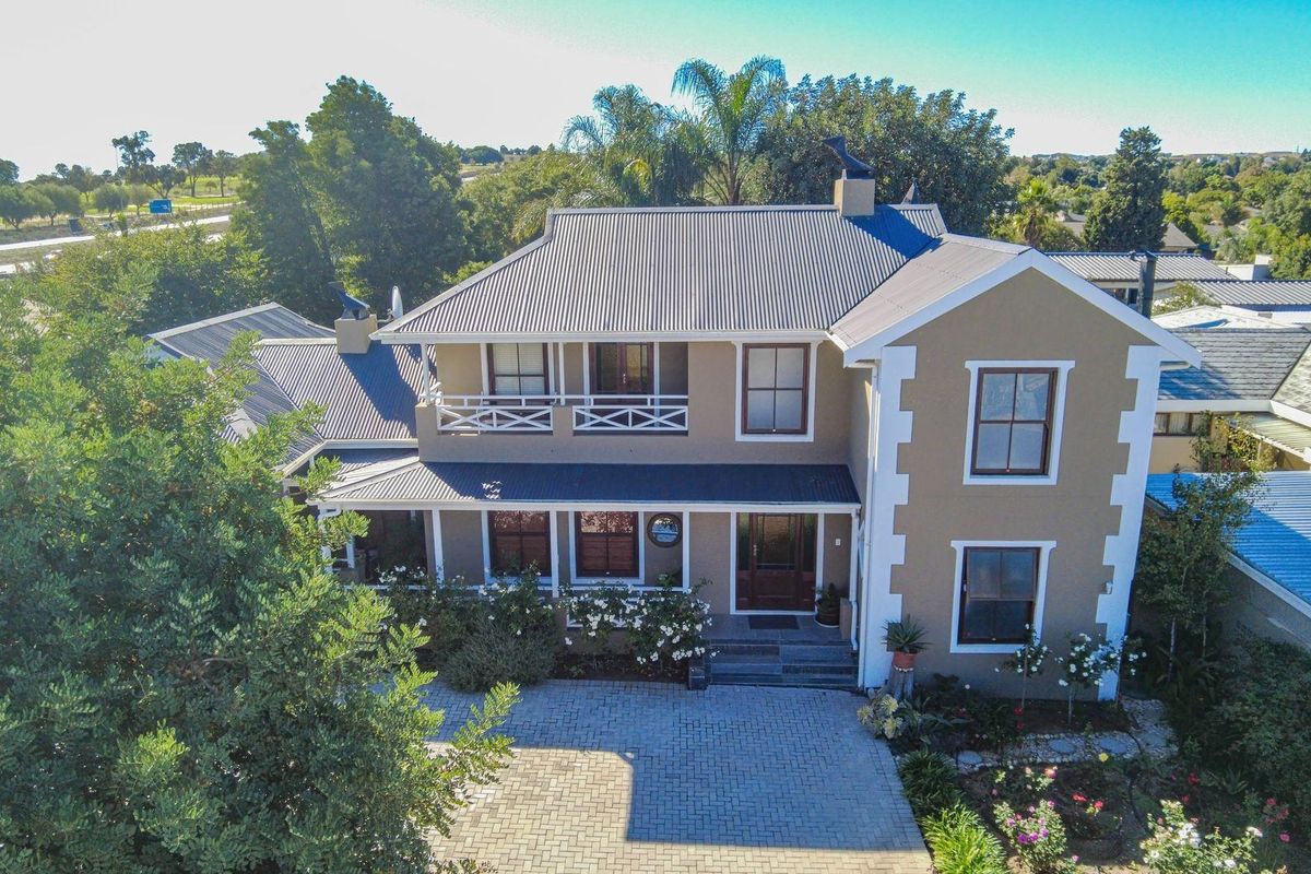 4 Bedroom House For Sale in Panorama, Malmesbury - Photo 3