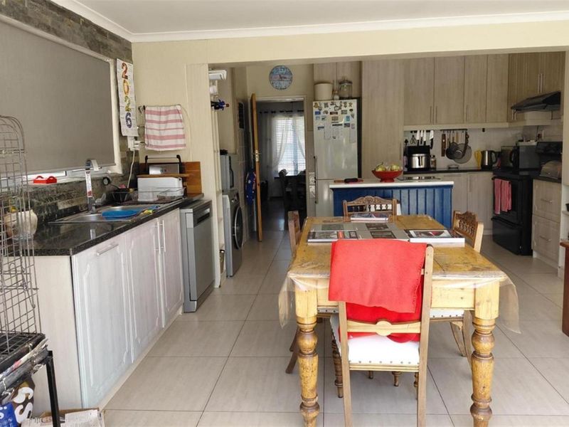 House To Rent in Table View, Blouberg - Photo 3