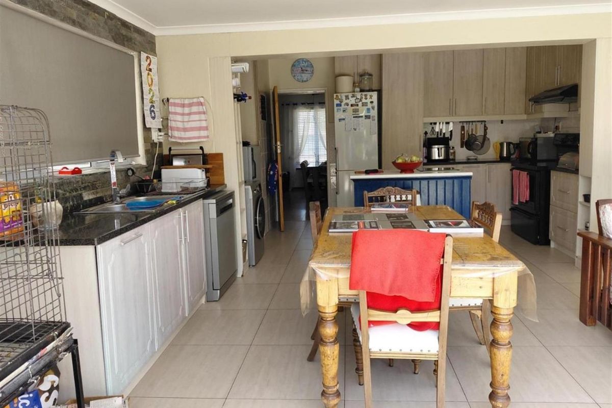 House To Rent in Table View, Blouberg - Photo 3