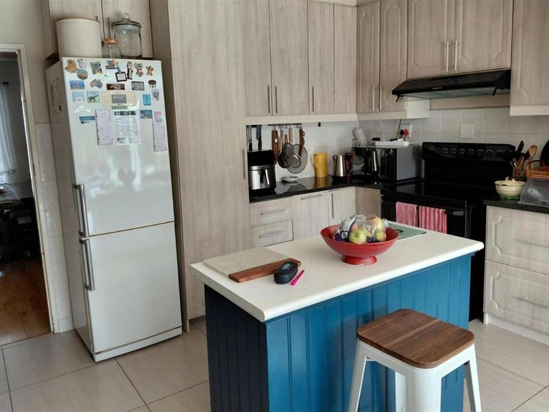 House To Rent in Table View, Blouberg - Photo 2
