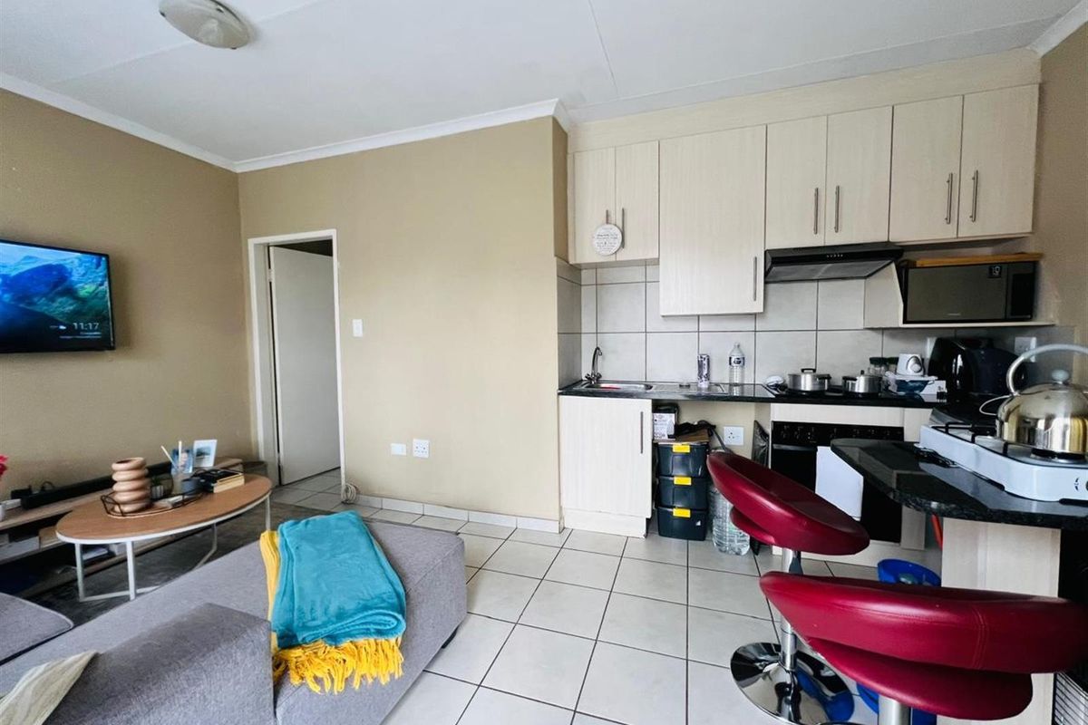 Apartment For Sale in Bonanne, Vanderbijlpark - Photo 4