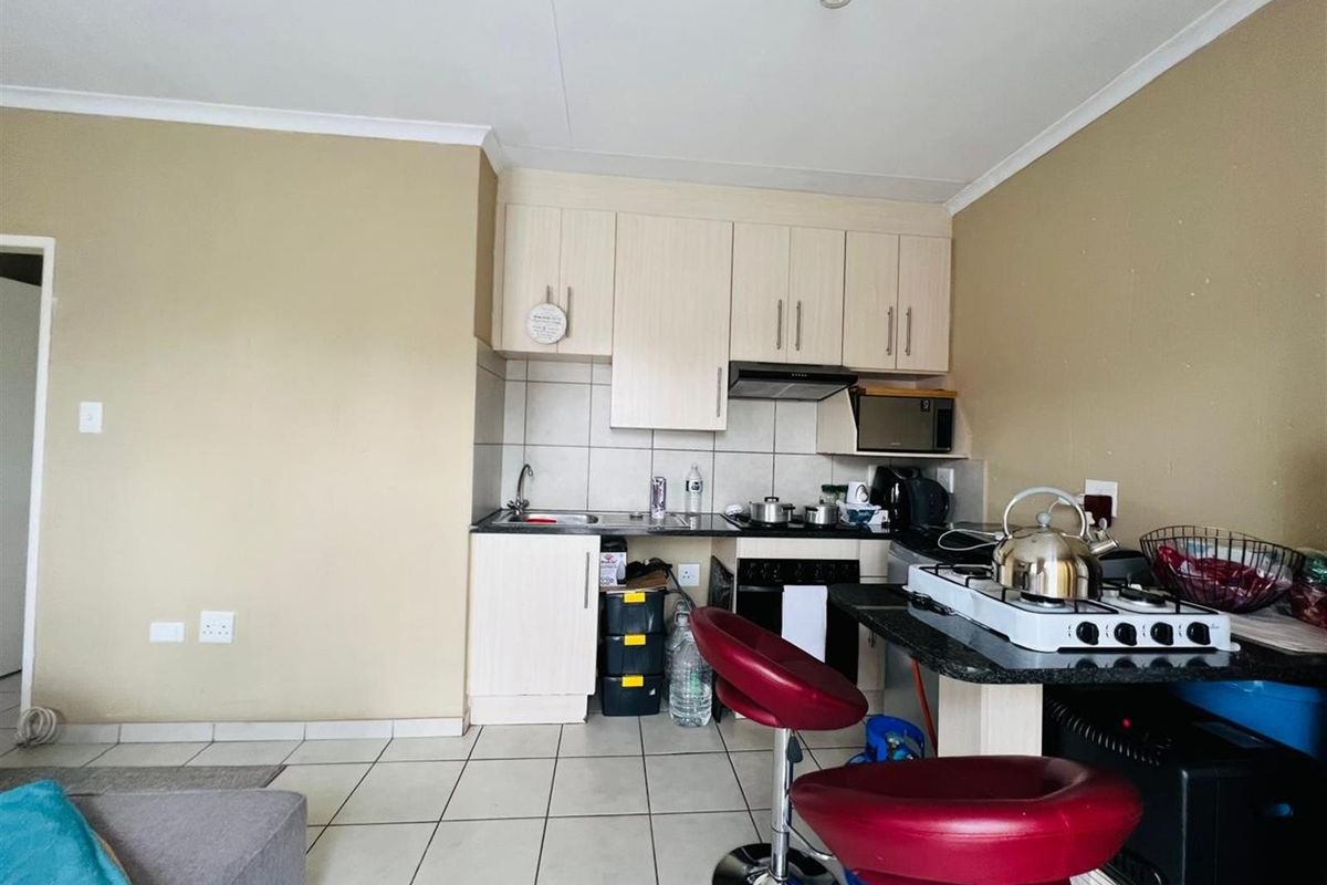 Apartment For Sale in Bonanne, Vanderbijlpark - Photo 5