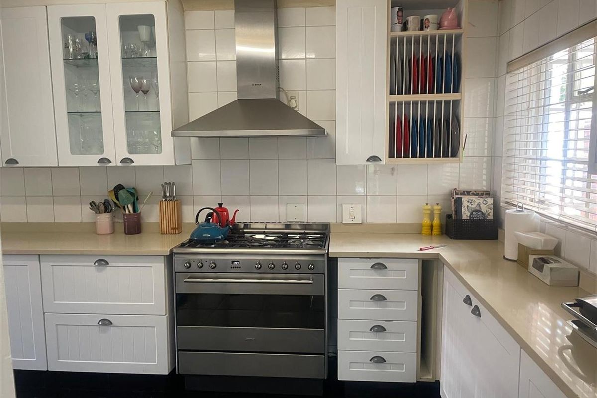 Charming Family Home with Endless Potential in the Sandhurst Enclosure of Parkmore - Photo 3