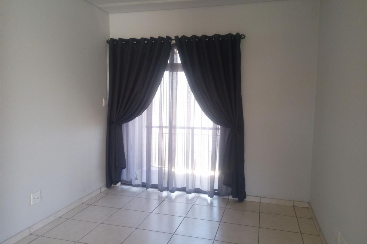 Apartment To Rent in Ballito Central, Ballito, KwaZulu Natal - Photo 3