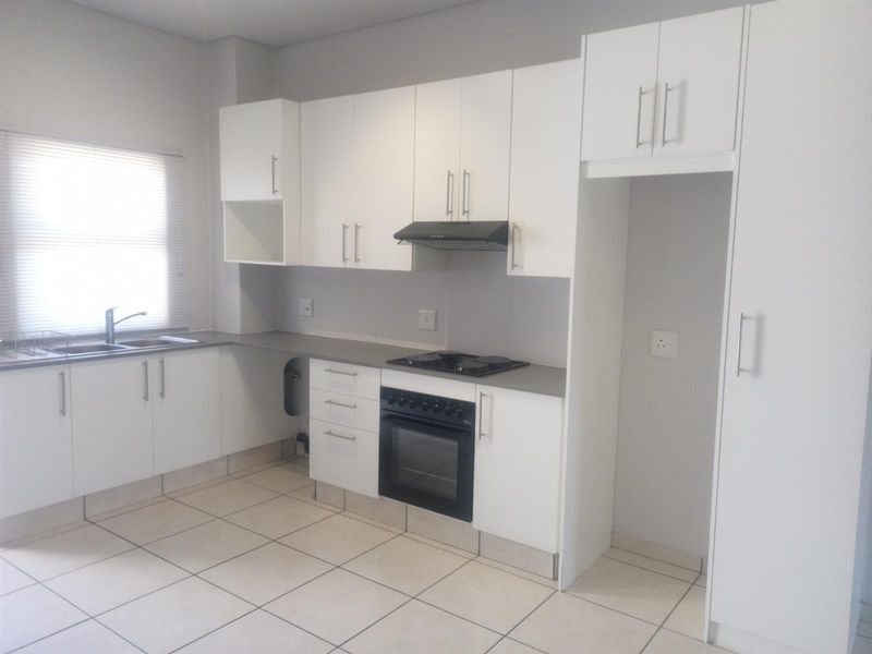 Apartment To Rent in Ballito Central, Ballito, KwaZulu Natal - Photo 2
