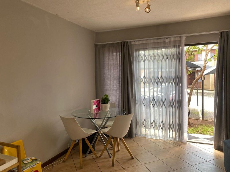 Apartment To Rent in Noordwyk, Midrand - Photo 8