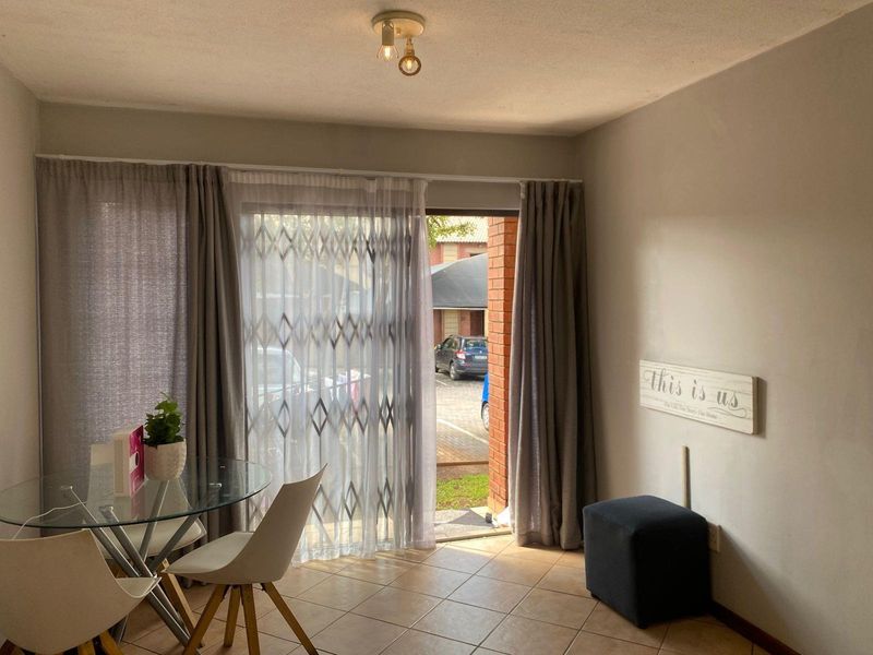 Apartment To Rent in Noordwyk, Midrand - Photo 7